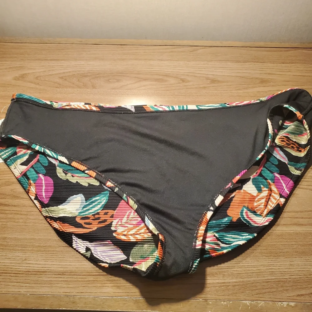 Bikini Bottom - Picture 3 of 5